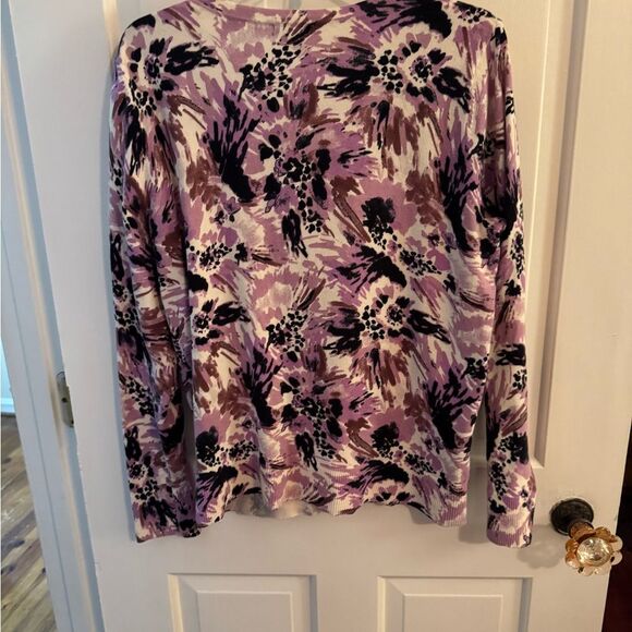 Merona long sleeved button down sweater. Colorful for spring XXL - Picture 9 of 9